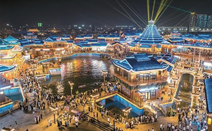 意外走红后，湘西小城这样迎客